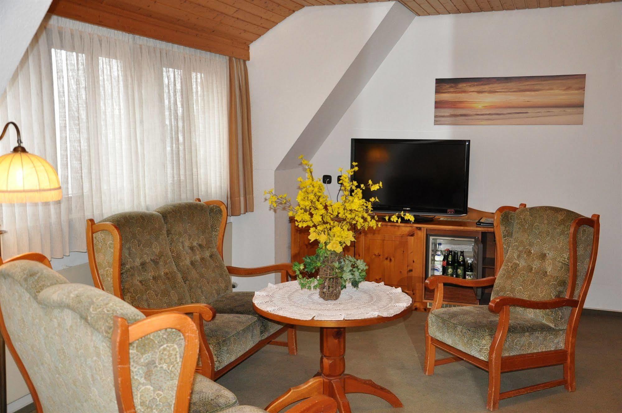 Hotel Und Restaurant Lamm Giengen an der Brenz Eksteriør billede